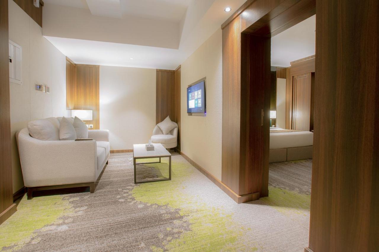 Azar Hotel Ahad Rafidah Exteriér fotografie