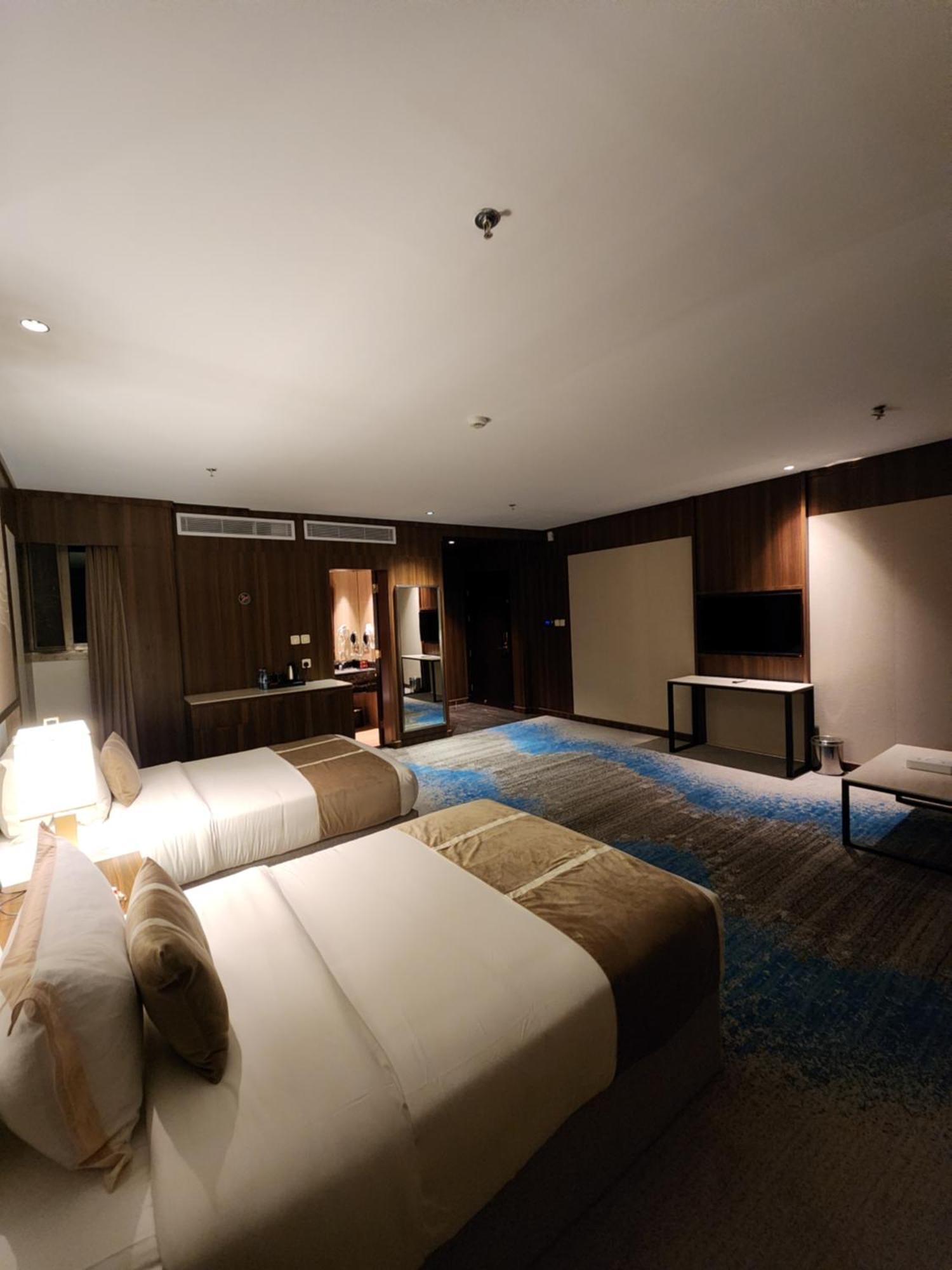 Azar Hotel Ahad Rafidah Exteriér fotografie