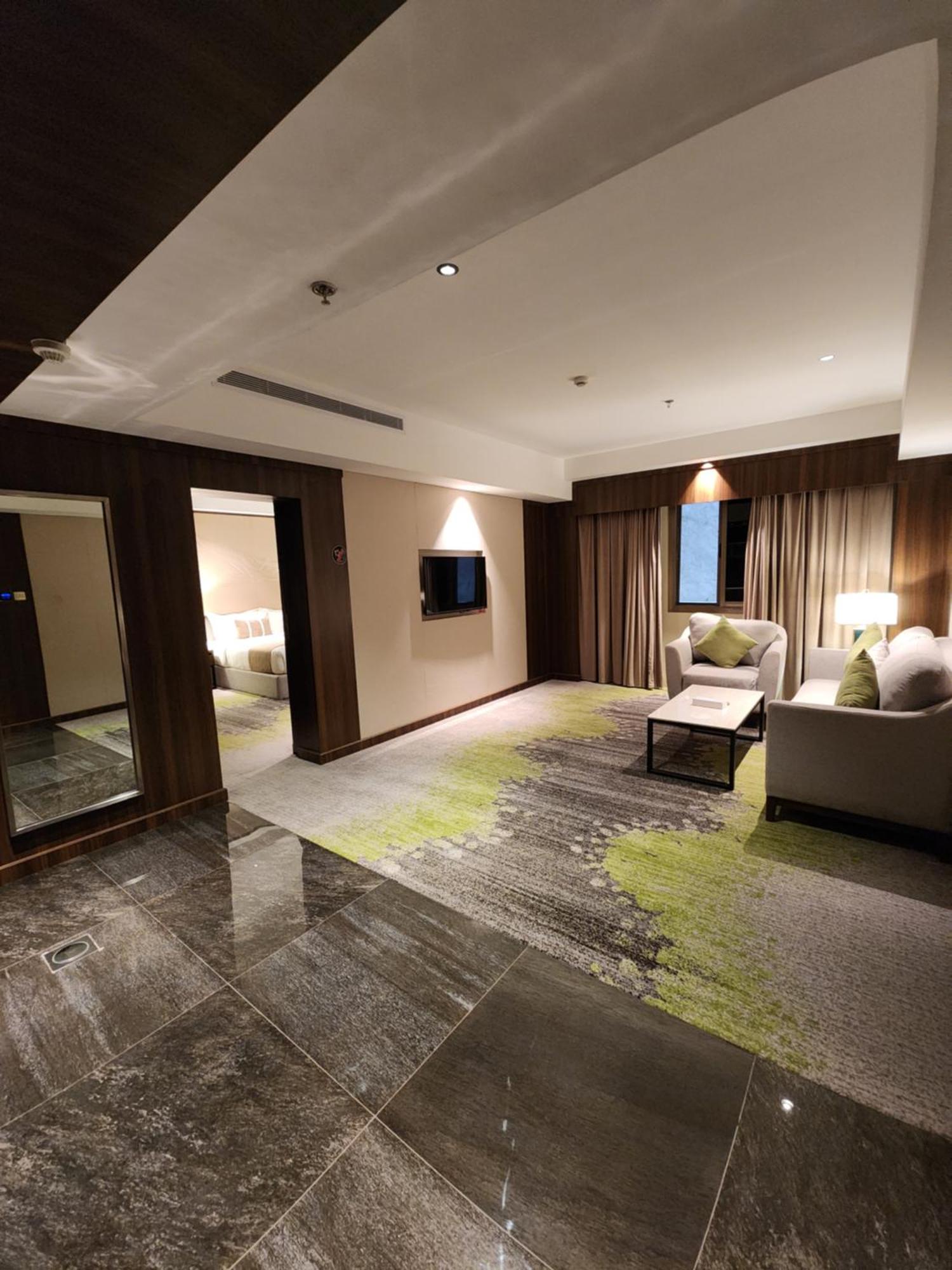 Azar Hotel Ahad Rafidah Exteriér fotografie