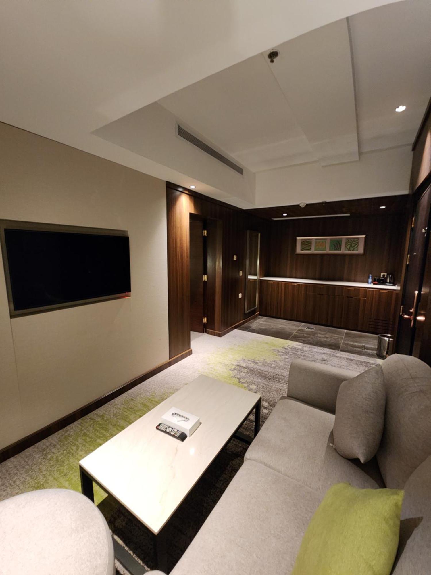 Azar Hotel Ahad Rafidah Exteriér fotografie